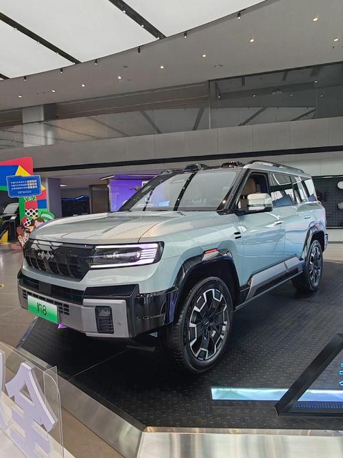 广州76比亚迪方程豹硬派越野的爆款，英菲尼迪35周年与你共成长